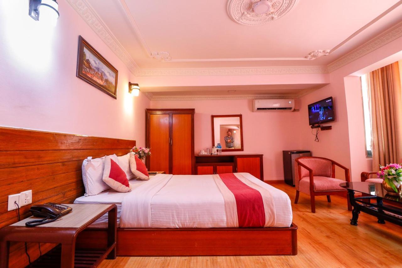 Hotel Blue Horizon Kathmandu Ngoại thất bức ảnh